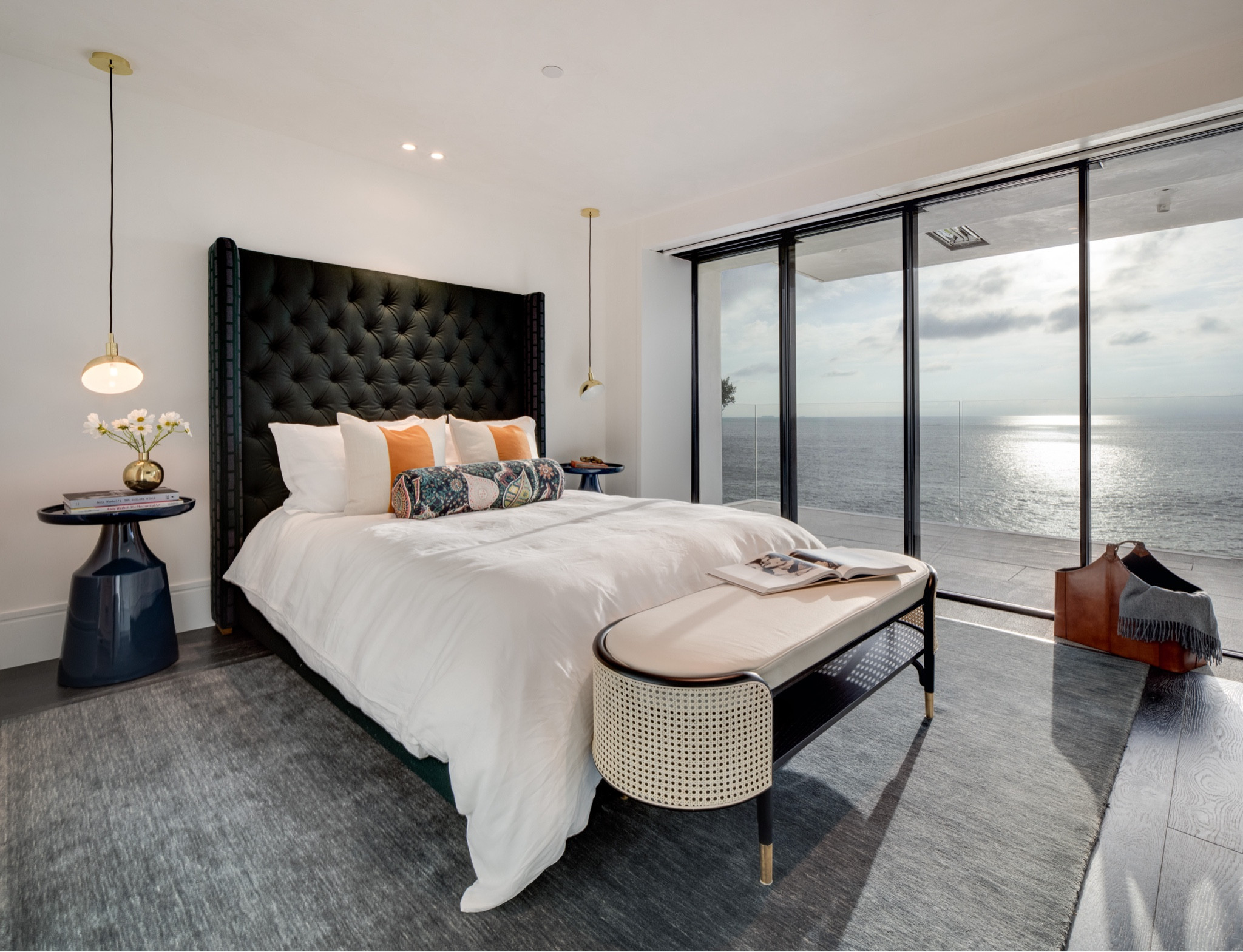 Hermes Bedroom

Bedroom design  home decor  home   Bedroom decor  bedding  interior design  interior styling  home styling  home design 

#LTKSeasonal #LTKHome #LTKStyleTip