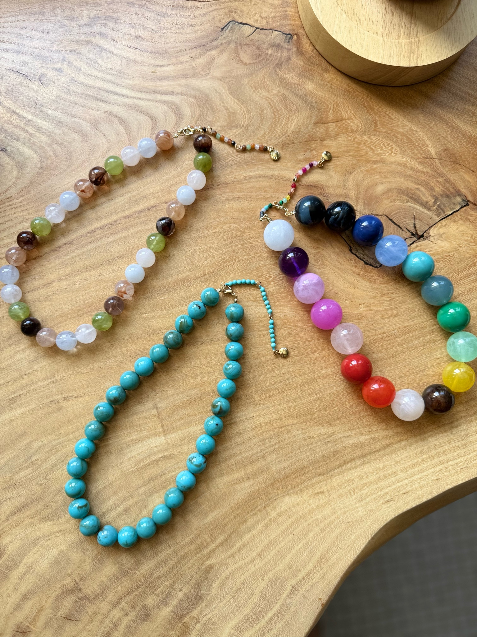 Beaded jewelry 
Beaded necklaces 
Baublebar