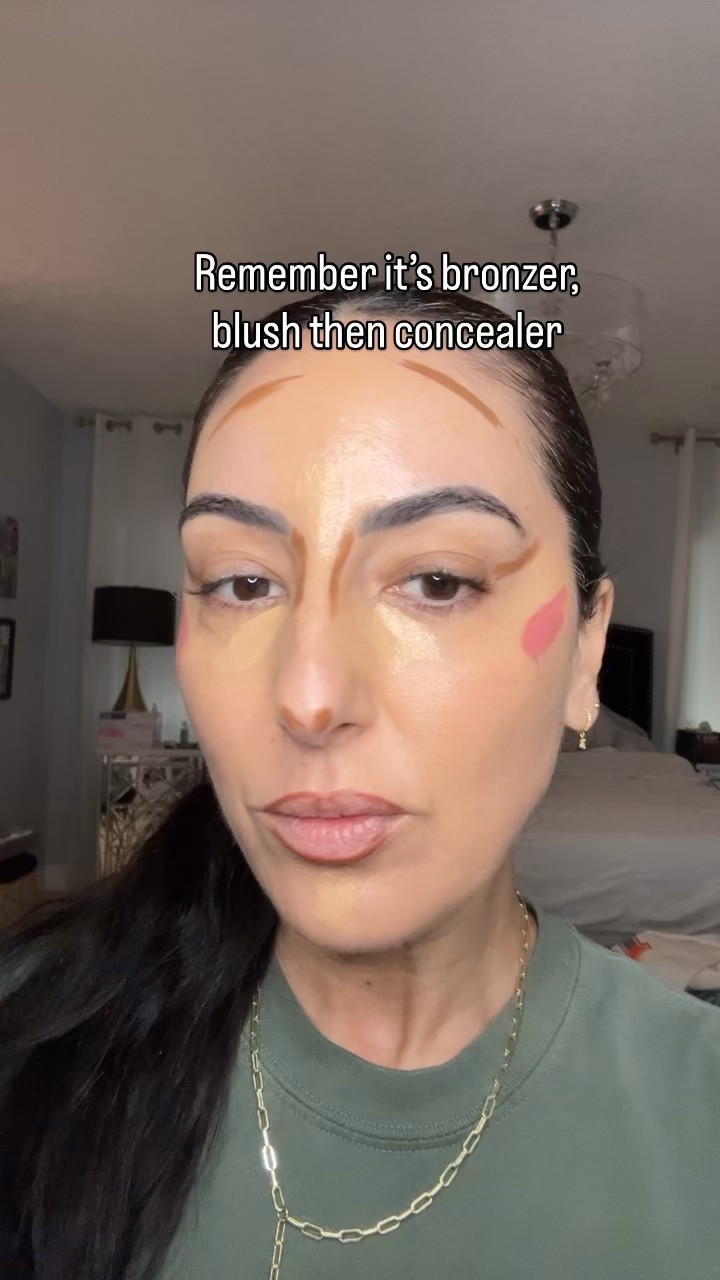 Bronzer, blush, then concealer! Try these steps for a flawless look! ￼
