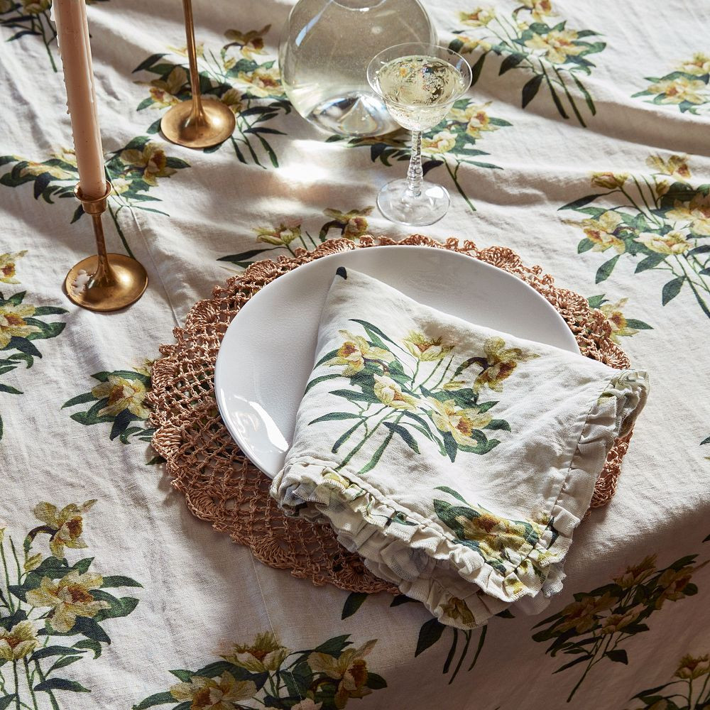 Narcissus Linen Ruffle Napkins, Set of 4 | GreenRow