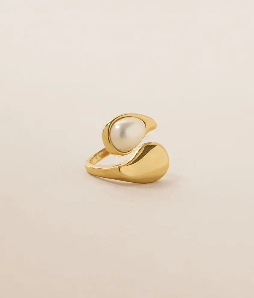 Cami Pearl Stacked Ring | Buckle