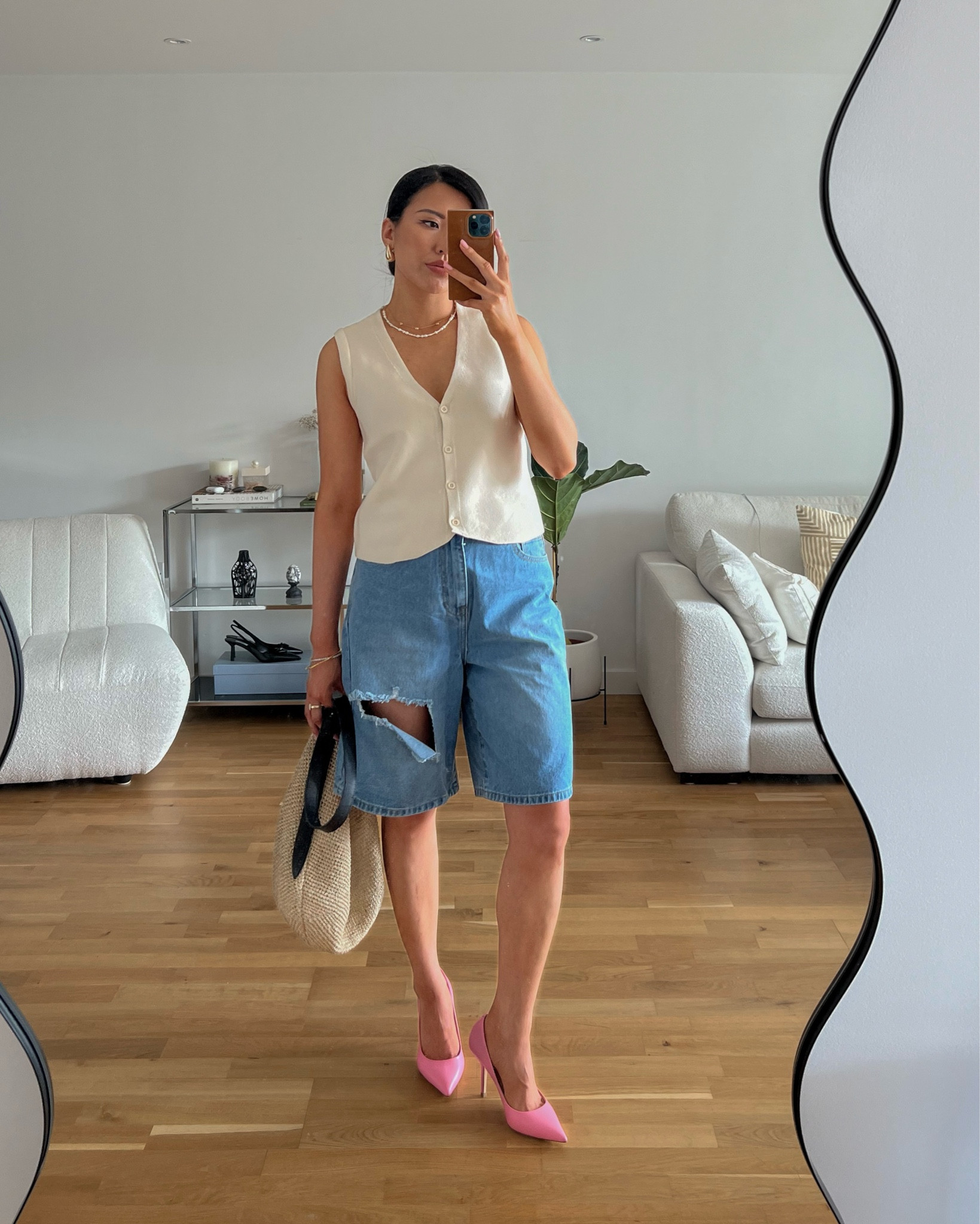 A pop of pink

#LTKstyletip #LTKover50style #LTKeurope