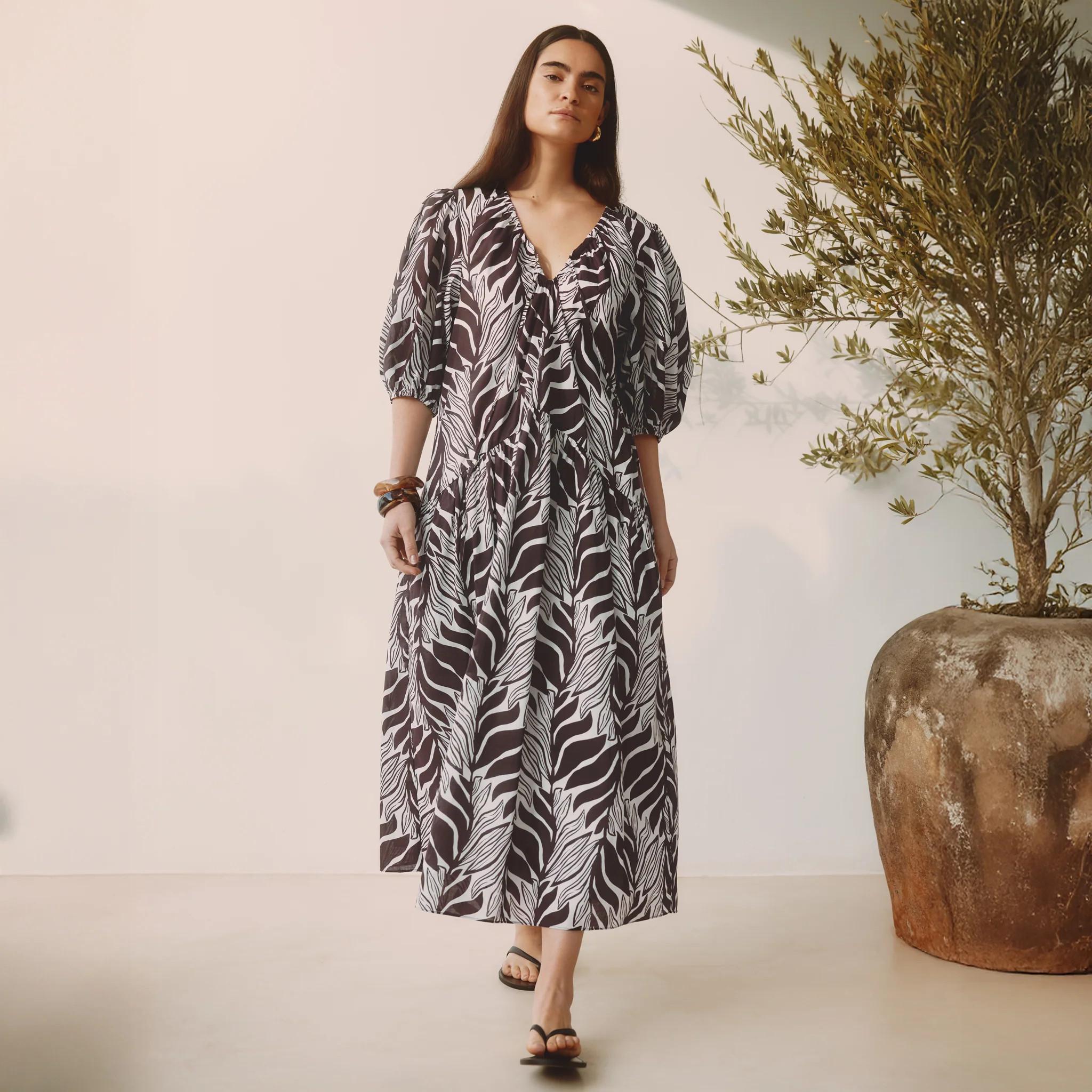 Mono Palm Dress | Albaray