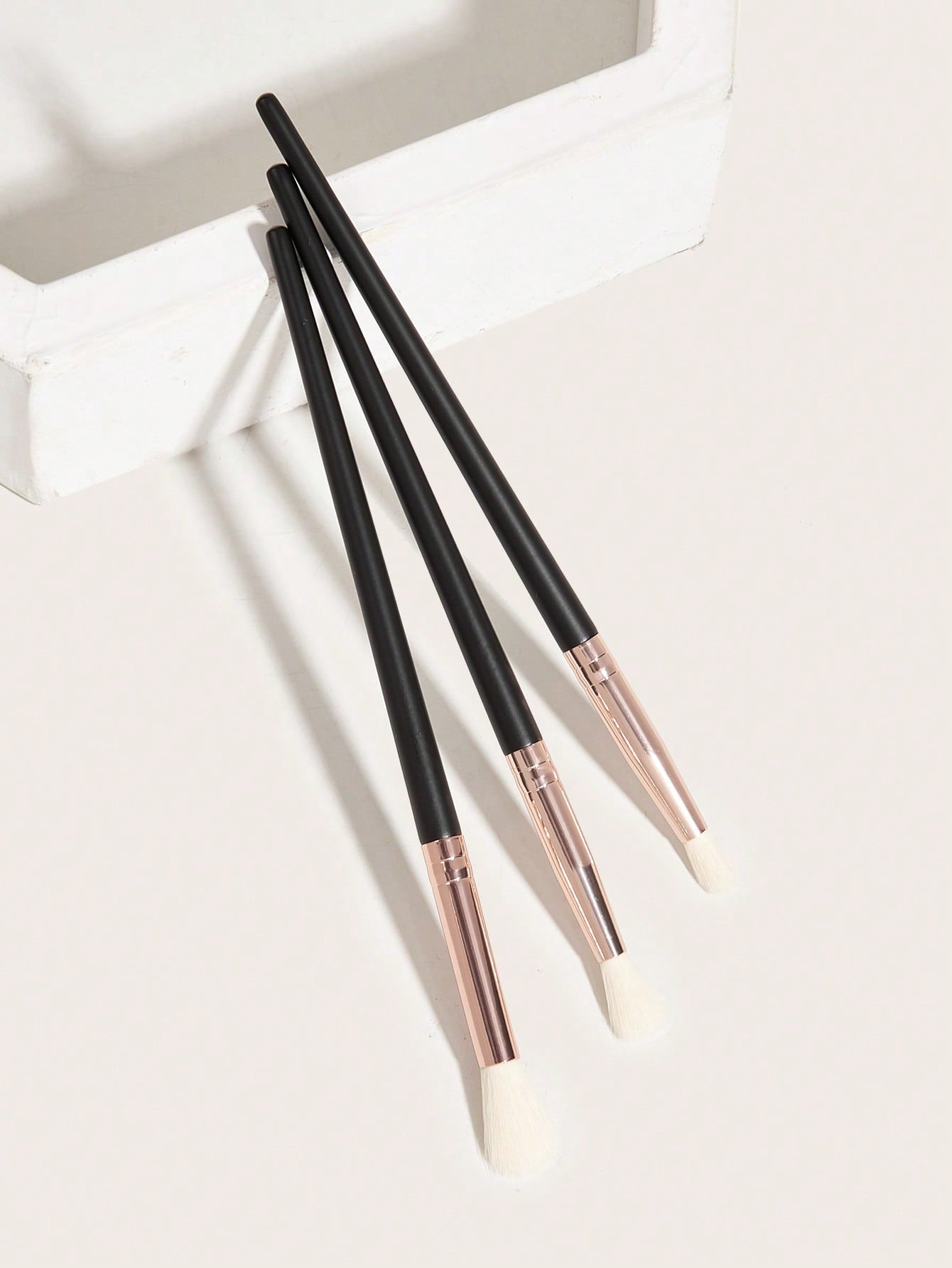 3Pcs Black Eye Shadow Brush Cosmetic Brush Makeup Tools Makeup Brush | SHEIN
