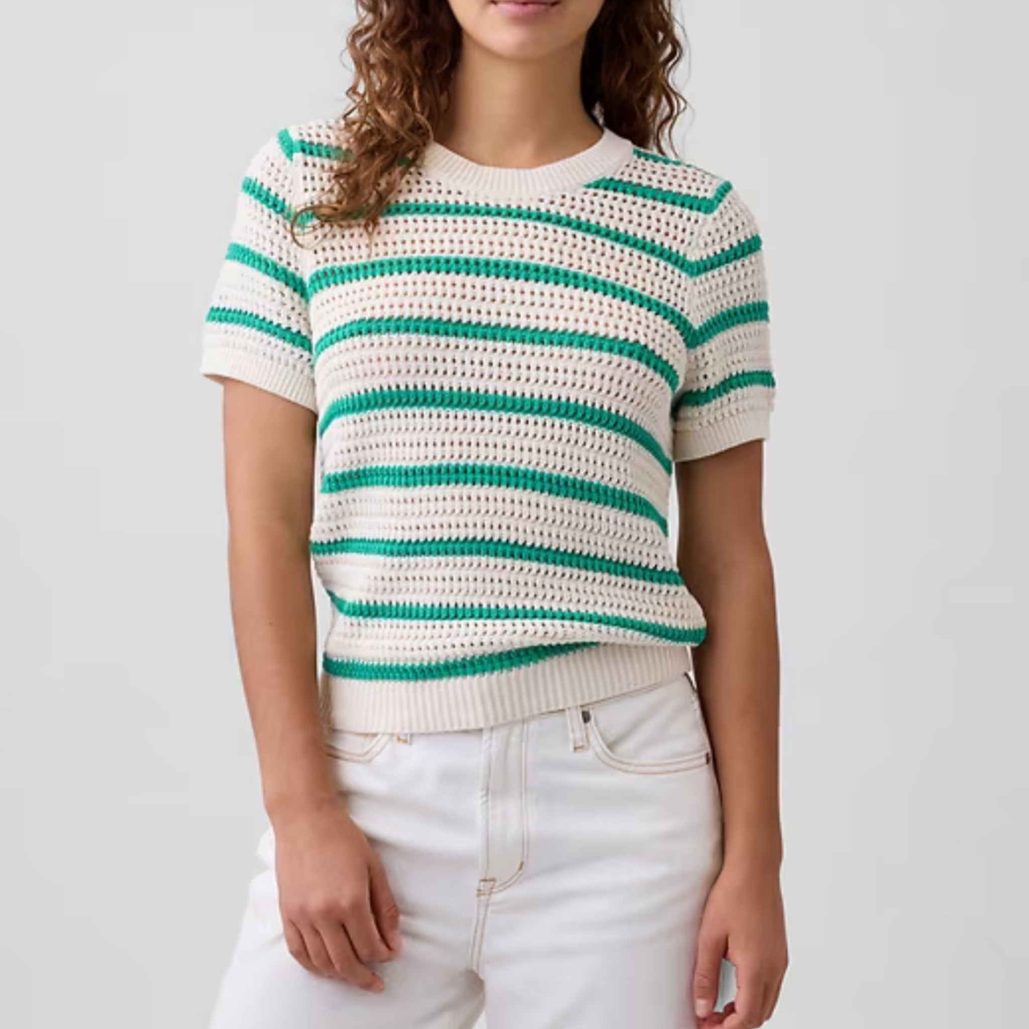 Such a cute relaxed sweater top! Super lightweight for spring and summer! 

#LTKootd #LTKgrwm #LTKmomlife