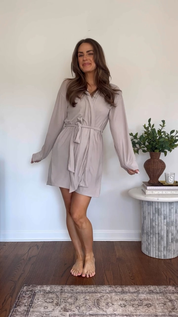 Winter Outfit Inspo DAY TWO ❄️

Jeans (size 26, relaxed fit in 1 up for PP but I’d say they fit TTS)
Long Sleeve Tee (S)
Sam Edelman loafers (TTS)
Miranda Frye hoops (code: ALOPROFILE)

 
 

#LTKStyleTip #LTKShoeCrush #LTKItBag