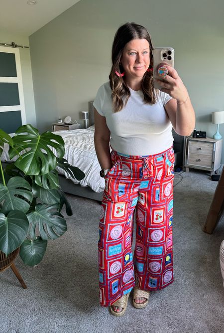 I have been all about fun pants lately, and these wide leg printed ones from @loft are so fun! They make me feel like I need to be vacationing in Italy. Bonus- they are SO comfortable too!! 

#LTKMidsize #LTKSaleAlert #LTKOver40