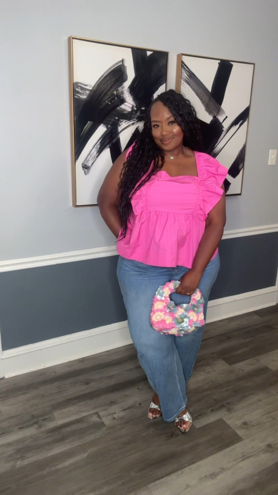 Cute Casual Fit.
I’m obsessed with these SPANX barrel jeans. I’ve been in them ALL summer. I paired them with this super chic blouse.

Blouse: XL
Jeans: 2X (has some stretch)