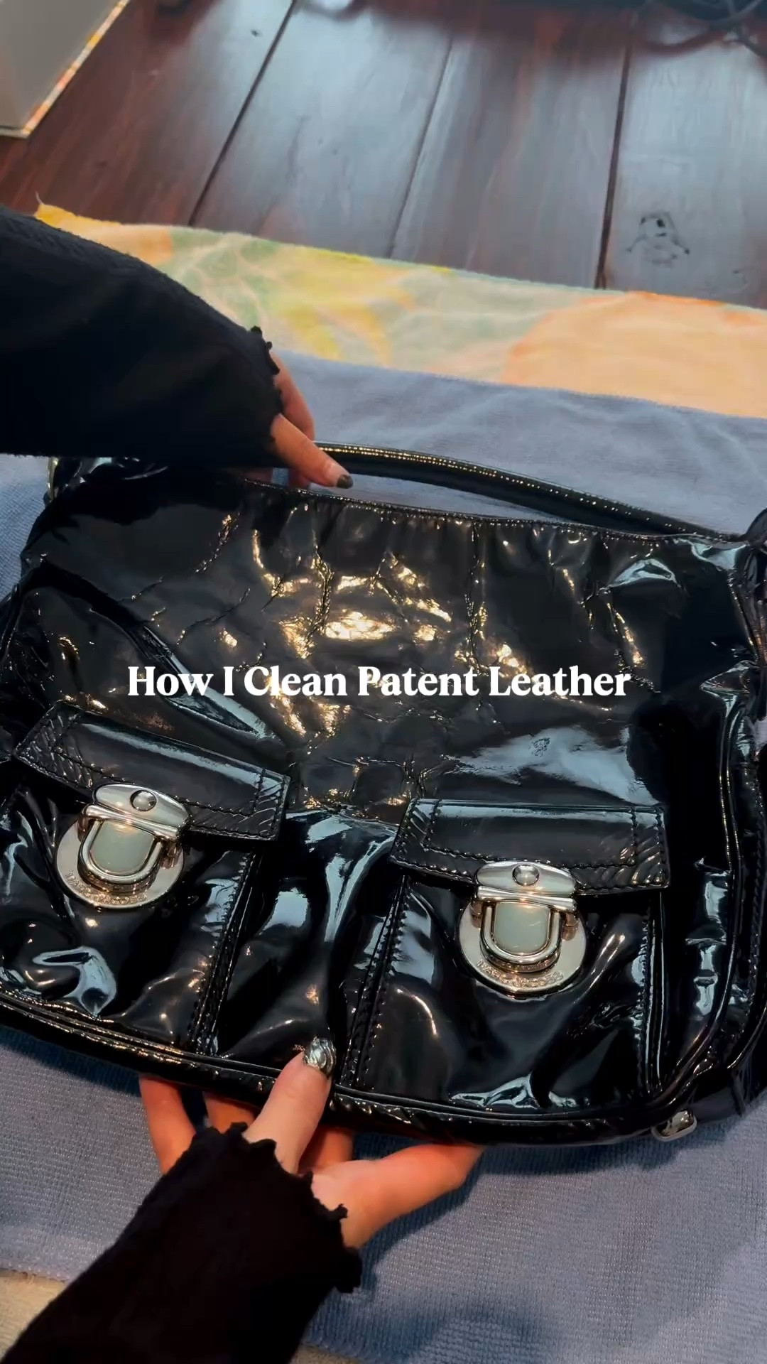 Cleaning my patent leather bag 🖤 