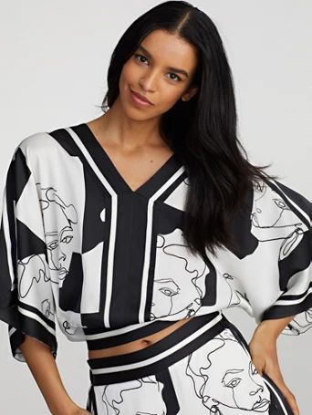 shya sketch-print v-neck top - gabrielle union collection | New York & Company
