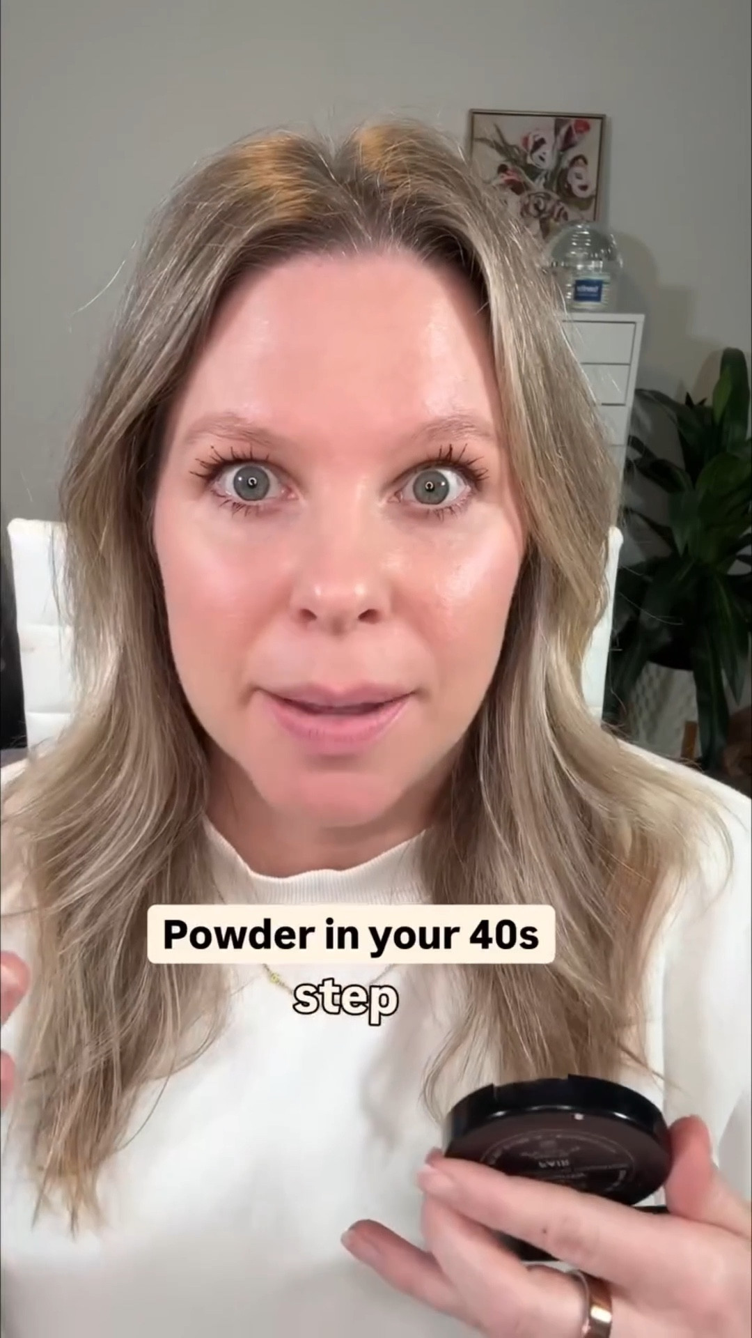 Powder just hits differently as we age. I’ve been cutting back on powder lately and targeting specific areas that actually need it. If you’re intimidated by powder or want a fresh approach, give this method a shot! As always, let me know if there anything you’d like to see and follow for more easy and everyday makeup!

Using @lauragellerbeauty baked powder and @thebkbeauty brush. Happy to send it your way, just let me know in the comments below.

#makeupformaturewomen #everydaypowder
