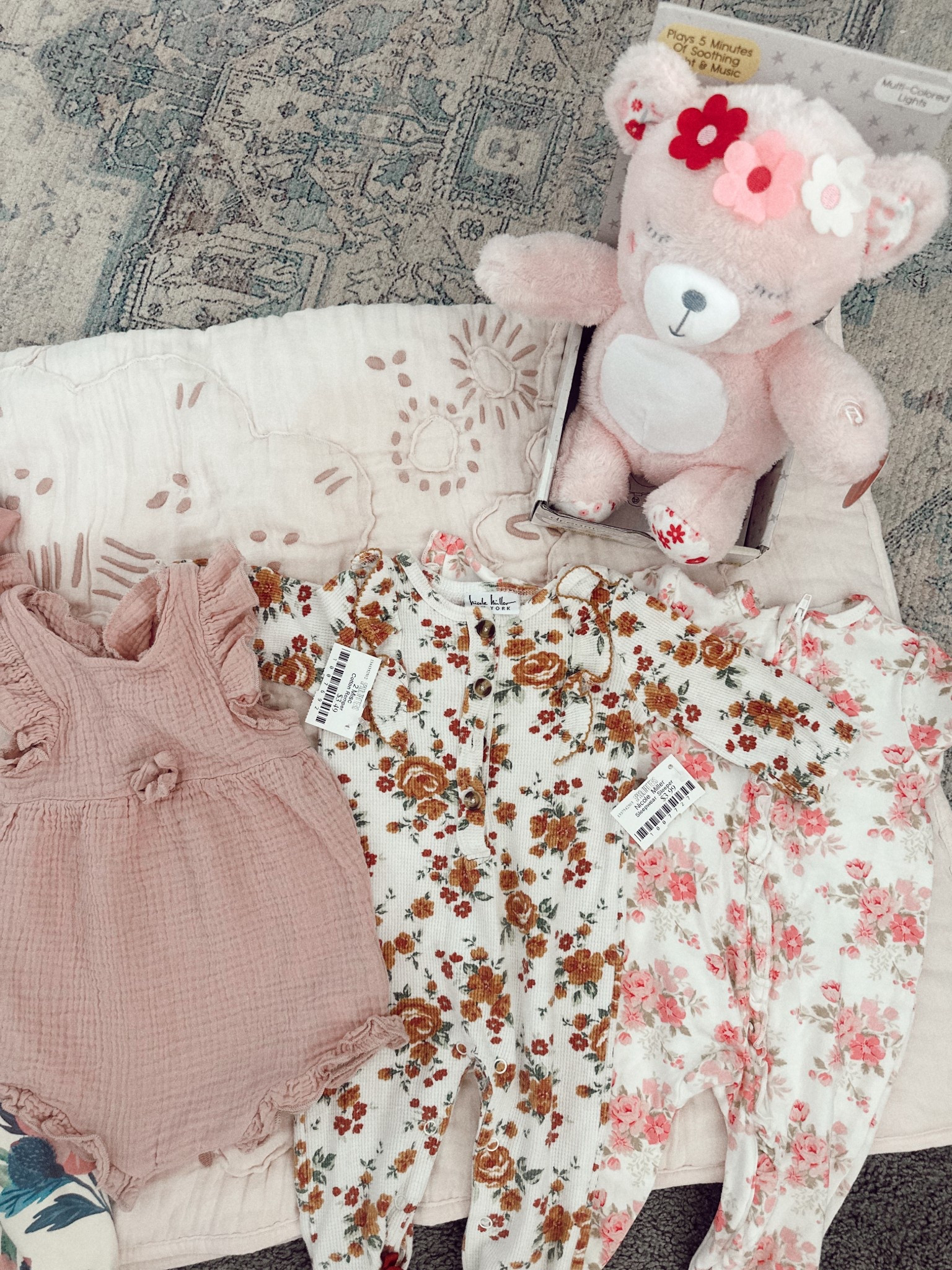 just the cutest little outfits for a baby girl babyshower! I’m obsessed 💕👶🏼🌸🌷💄🎀 linking girl babyshower gift ideas 

#LTKKids #LTKBump #LTKBaby