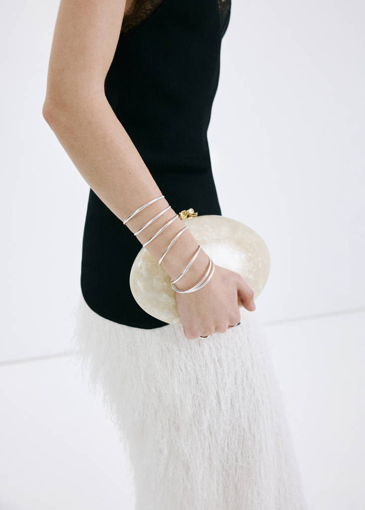 Pearl-effect clutch bag ice grey - Women - One size - MANGO | Mango (US/MX/AU)
