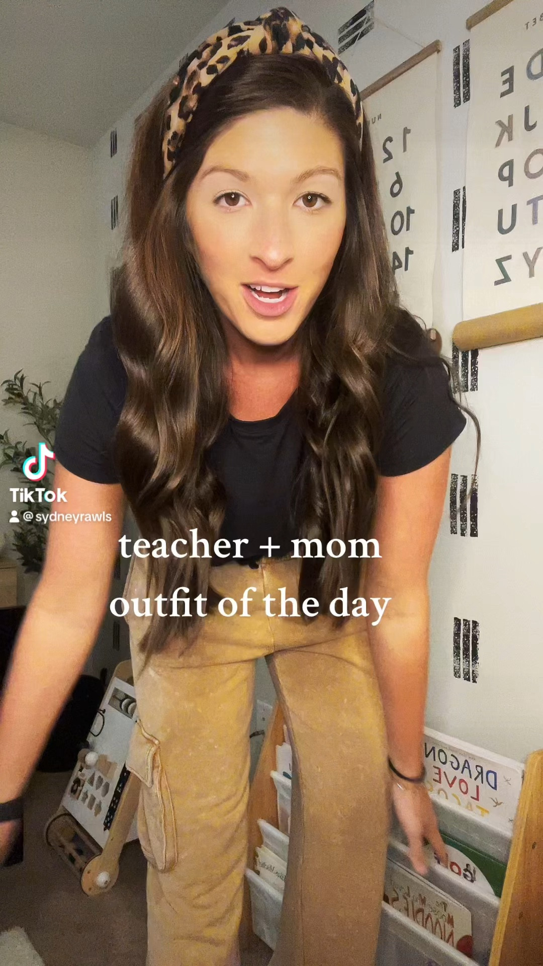Teacher OOTD : target cargo sweatpants 

#LTKworkwear #LTKfindsunder50 #LTKstyletip