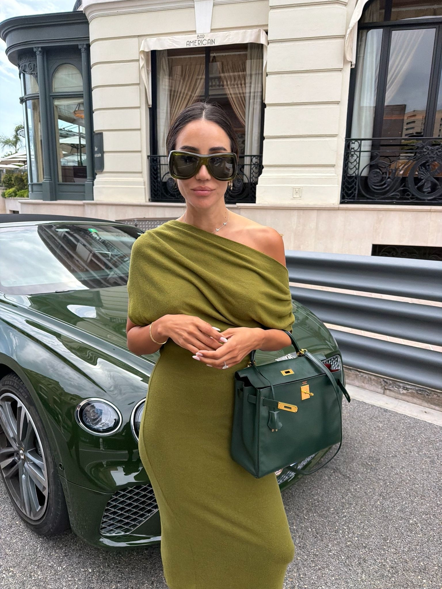 I love this Reformation dress 💚

#LTKSeasonal #LTKgrwm