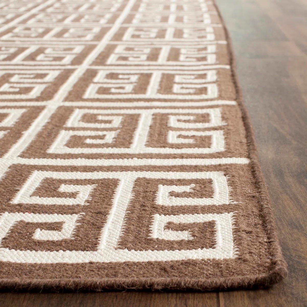 Greek key rug!