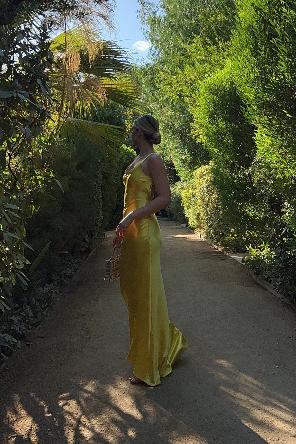 the how to lose a guy in 10 days dress 
from lulus. I’m in an XS. Consider sizing up if you’re between sizes. $89 !!! 

#weddingguest #galadress #weddingguestdress #hottoloseaguy #lulus #lulusweddingguest 

#LTKunder100 #LTKwedding #LTKSeasonal