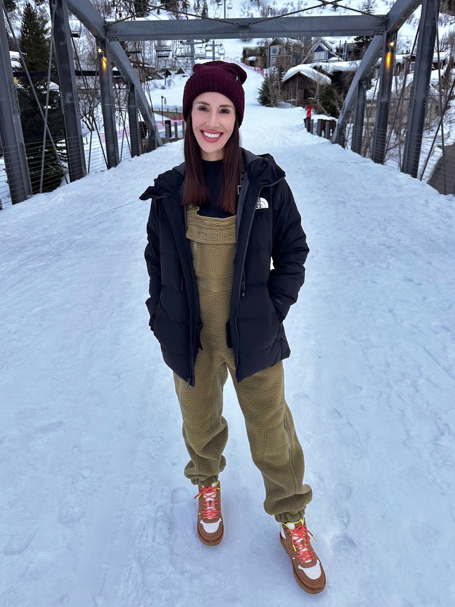 Snow Bunny ❄️

#snow #travel #bundleup #freepeople #northface #uggs

#LTKSeasonal #LTKtravel