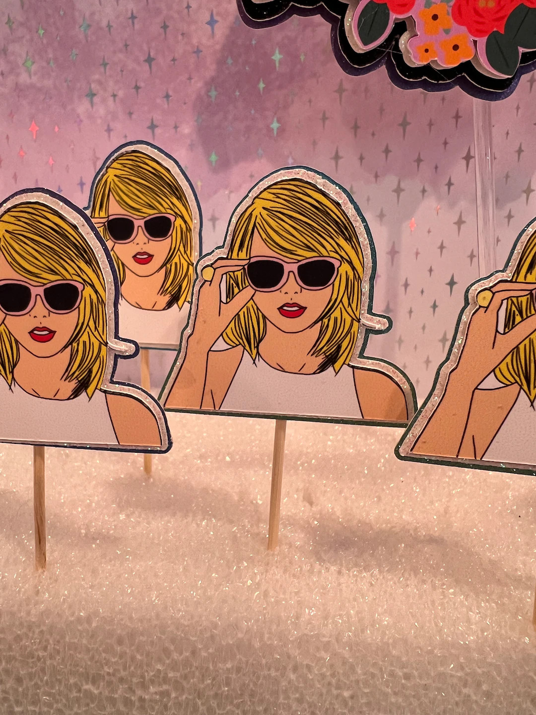 12 Taylor Swift With Sunglasses Cup Cake Toppers - Etsy | Etsy (US)