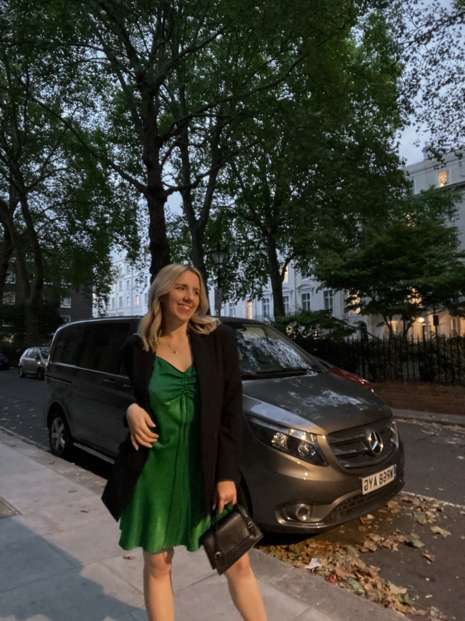 Green slip dress love 💚

•
•
#slipdress #greenslipdress #oversizedblazer #zaradress

#LTKeurope #LTKSeasonal #LTKstyletip