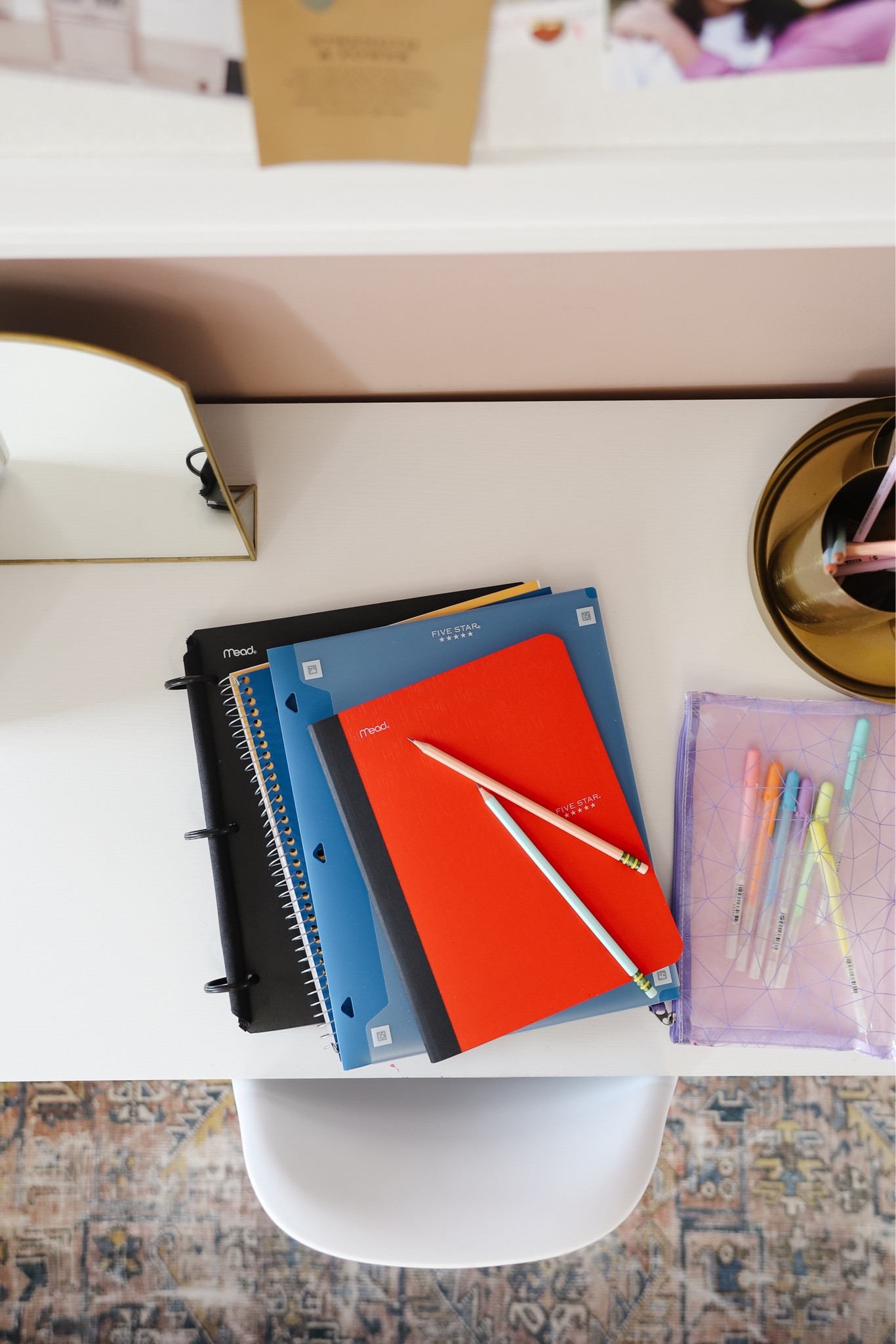 #AD Buh Bye Summer. Might as well start the school year off with a bang. The  FREE Five Star Study app sets our students up for success- They can access notes from anywhere, organize them, make digital flash cards, and more! I asked Genevieve if she’d use it to study and she said yes and was even more into it after using the app this summer. I’m all about making her life less stressful (between academics, athletics, and relationships in middle school…sheesh). The Five Star products featured are compatible with the app so make sure you head to LTK or to my stories to check them out! @Target @MeadFiveStar

#Target, #TargetPartner
#FiveStar
#FiveStarStudyApp

Back to school, teen desk, pre-teen desk, study essentials, school supplies 

#LTKBacktoSchool #LTKU #LTKkids