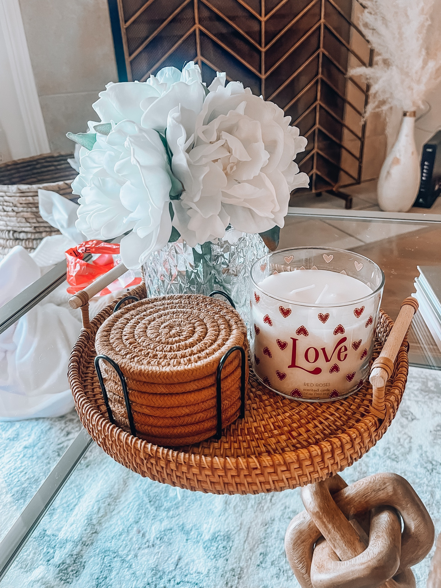 Coffee table aesthetic

#LTKSeasonal #LTKunder100 #LTKFind