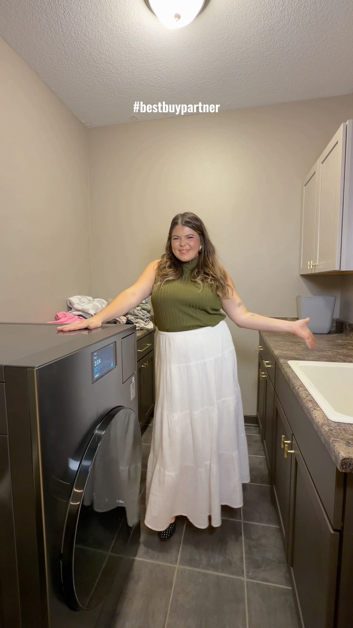 #BestBuyPartner Shop now at Best Buy// Our laundry room Reno is complete! We love our new Samsung AI Vented Washer Dryer Combo— It washes and dries clothes completely in one machine without transferring loads. The key difference vs. other combos is that it is vented, which allows for better drying - like traditional vented dryers.  Re-imagine your laundry room by saving space with only 1 machine. 

 Save on this washer and dryer combo now at Best Buy through December 3rd. 

@BestBuy, #washer, #dryer, #combo, #washerdryercombo, #laundry, #Samsung, #laundryroom, #2in1laundrycombo