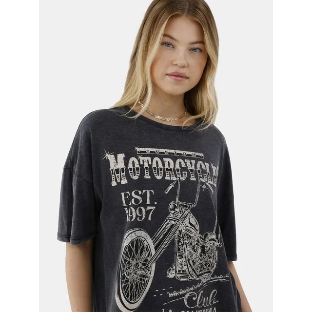 No Boundaries Graphic Boyfriend Tee, Women’s and Women’s Plus | Walmart (US)