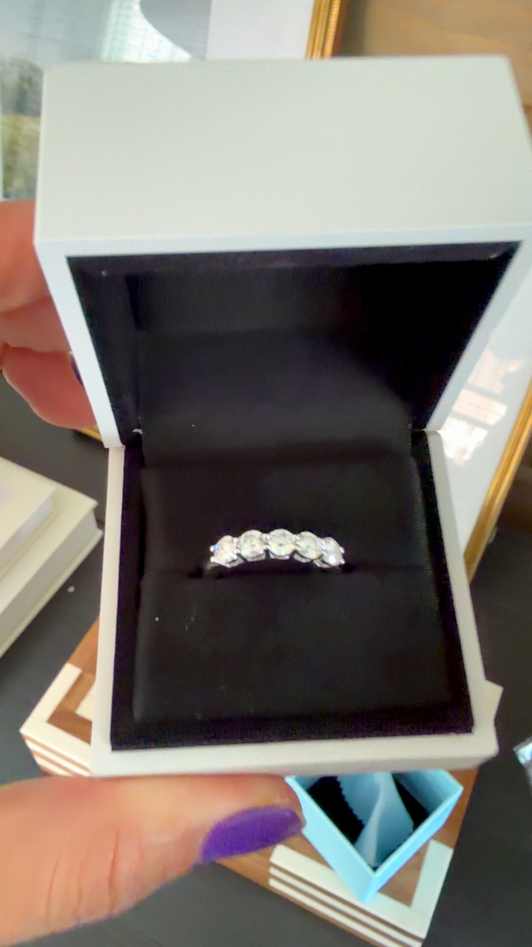 ✨ A timeless piece you’ll wear every day. This stunning moissanite band has the sparkle of fine jewelry, a classic design, and comes in the prettiest gift box. 💍🤍



#LTKfinds #LTKStyle #JewelryLover #Moissanite #FineJewelry #GiftIdeas #EverydayJewelry #LuxuryForLess #StackingRings #LTKCreator #AmazonFinds #JewelryObsessed #TimelessStyle #ElegantStyle #LTKit

#LTKootd #LTKgrwm #LTKstorytime