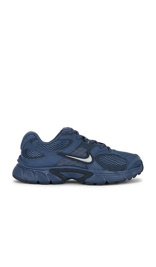 Nike V5 Runner Sneaker in Blue. - size 7.5 | Revolve Clothing (Global)