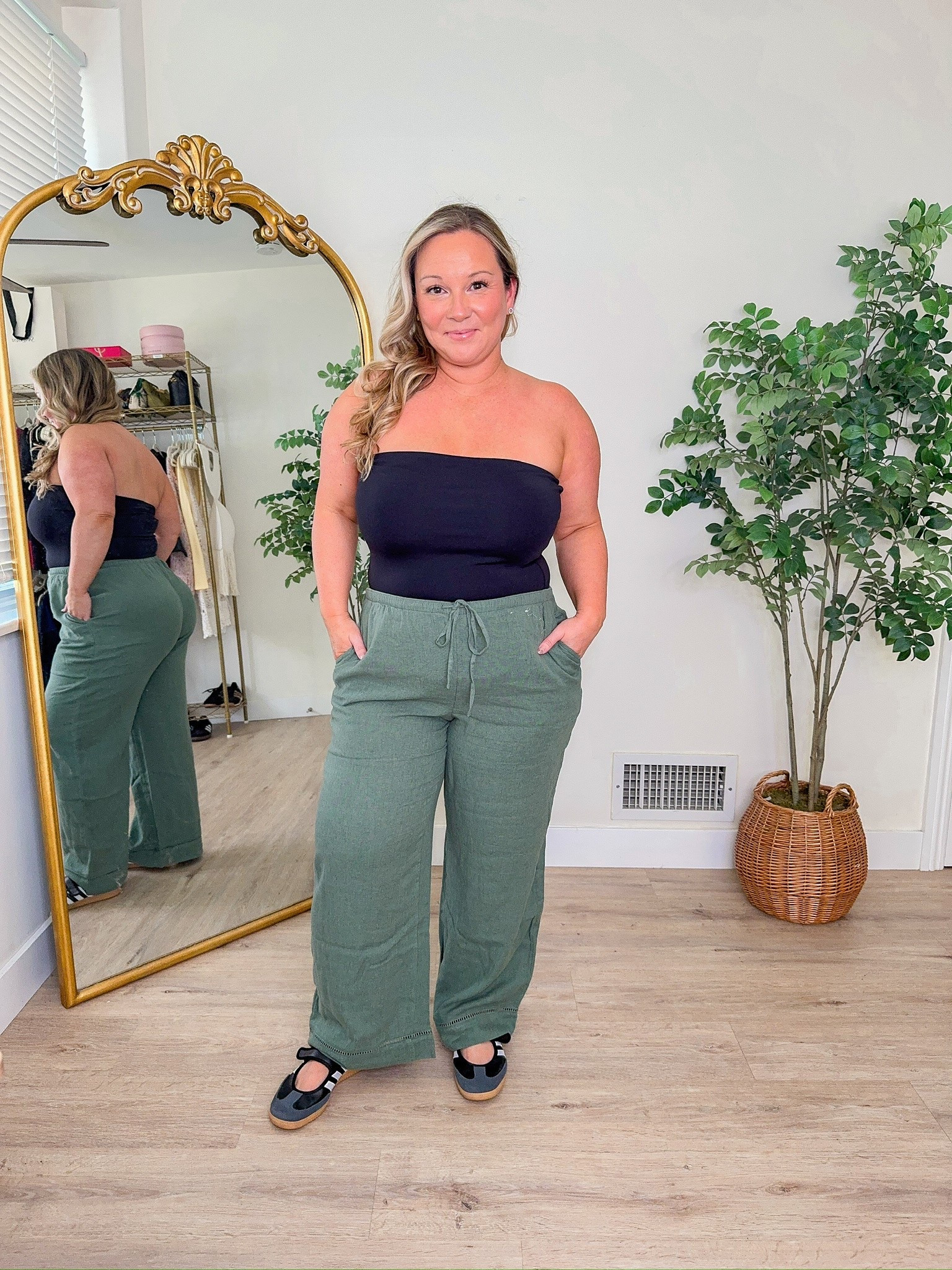 Love this outfit for summer🫶

Get 20% off now with the stackable code AFLTK!!🚨🥰

Wearing a size Large short in the pants🤍




Summer outfits, linen pants, seasonal, sale alert, good deals, discounts, staples, basics, essentials, shelli enright, stylenright

#LTKxAbercrombie #LTKSaleAlert #LTKootd