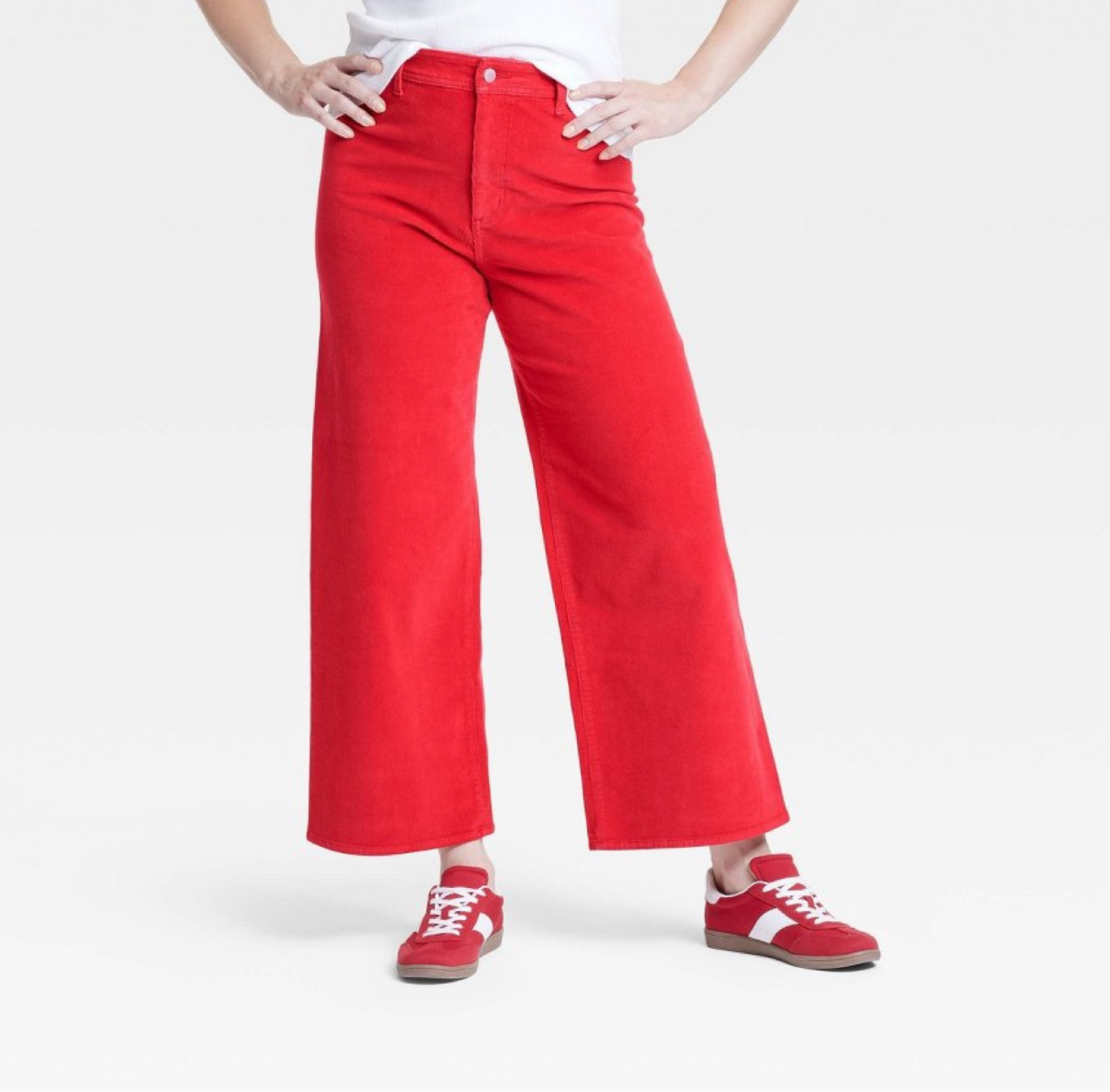 red pants 🍒

#LTKHoliday #LTKCyberWeek #LTKGiftGuide