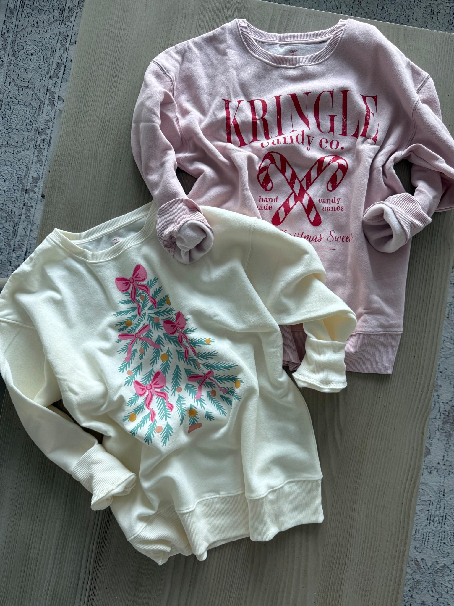 You’ve got to be kidding me with these!! SO CUTE and SO SOFT!! And the price is too good!  Would be great for gifting ⬇️⬇️

https://rstyle.me/+rjK41_kJ-1fguQ7eVqy2Jg
#walmartpartner @walmart #walmart