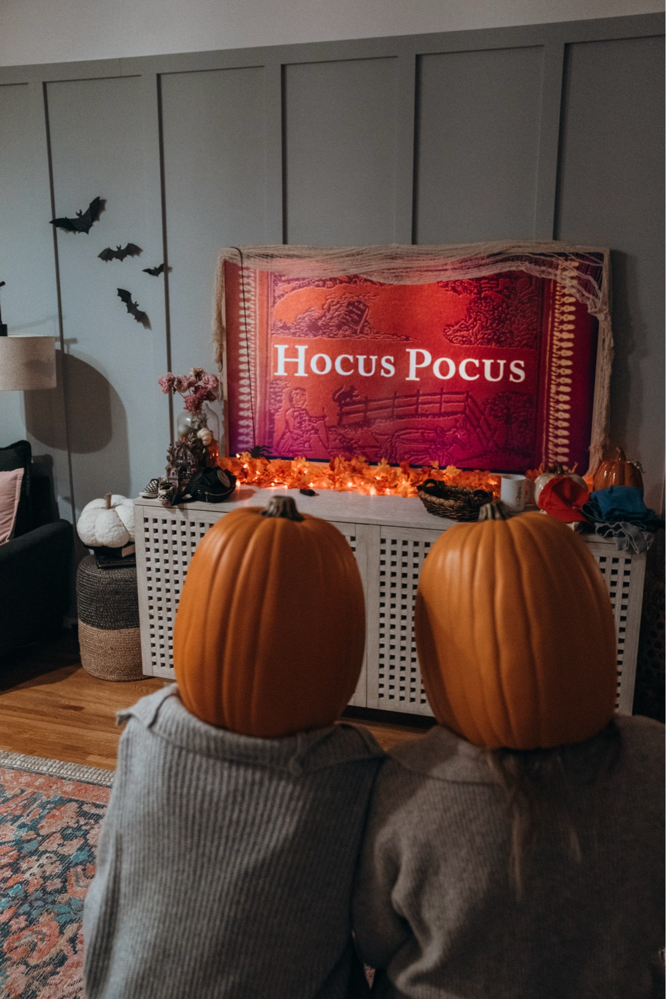 Nostalgic Seasonal Movies 🎃🧙

#LTKSeasonal #LTKHalloween #LTKHome