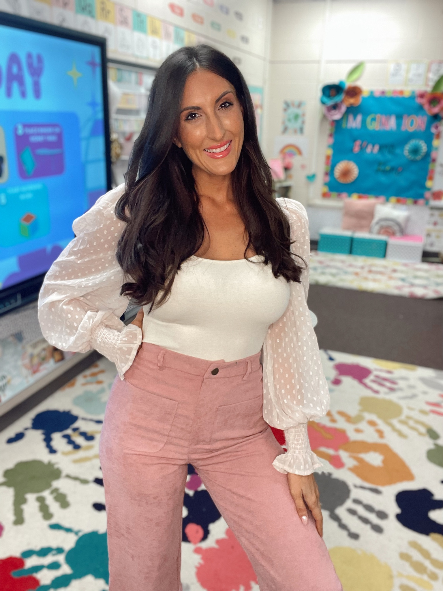 The exact top is from Shein, and is currently sold out! I linked a similar option for you! 💖

#LTKworkwear #LTKfindsunder50