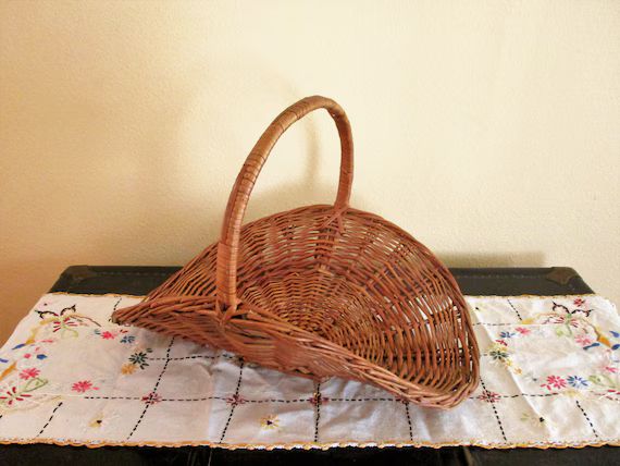 Vintage Gathering Basket Large Centerpiece French Country Wicker Rattan Basket Home Decor | Etsy (US)