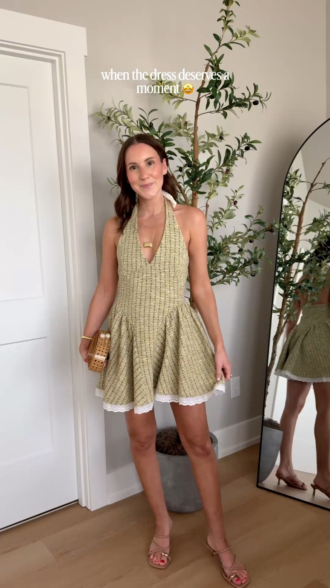 A moment for the cutest $60 summer mini😍

Zara find, summer dress, under $100, flirty mini, vacation style, summer style 