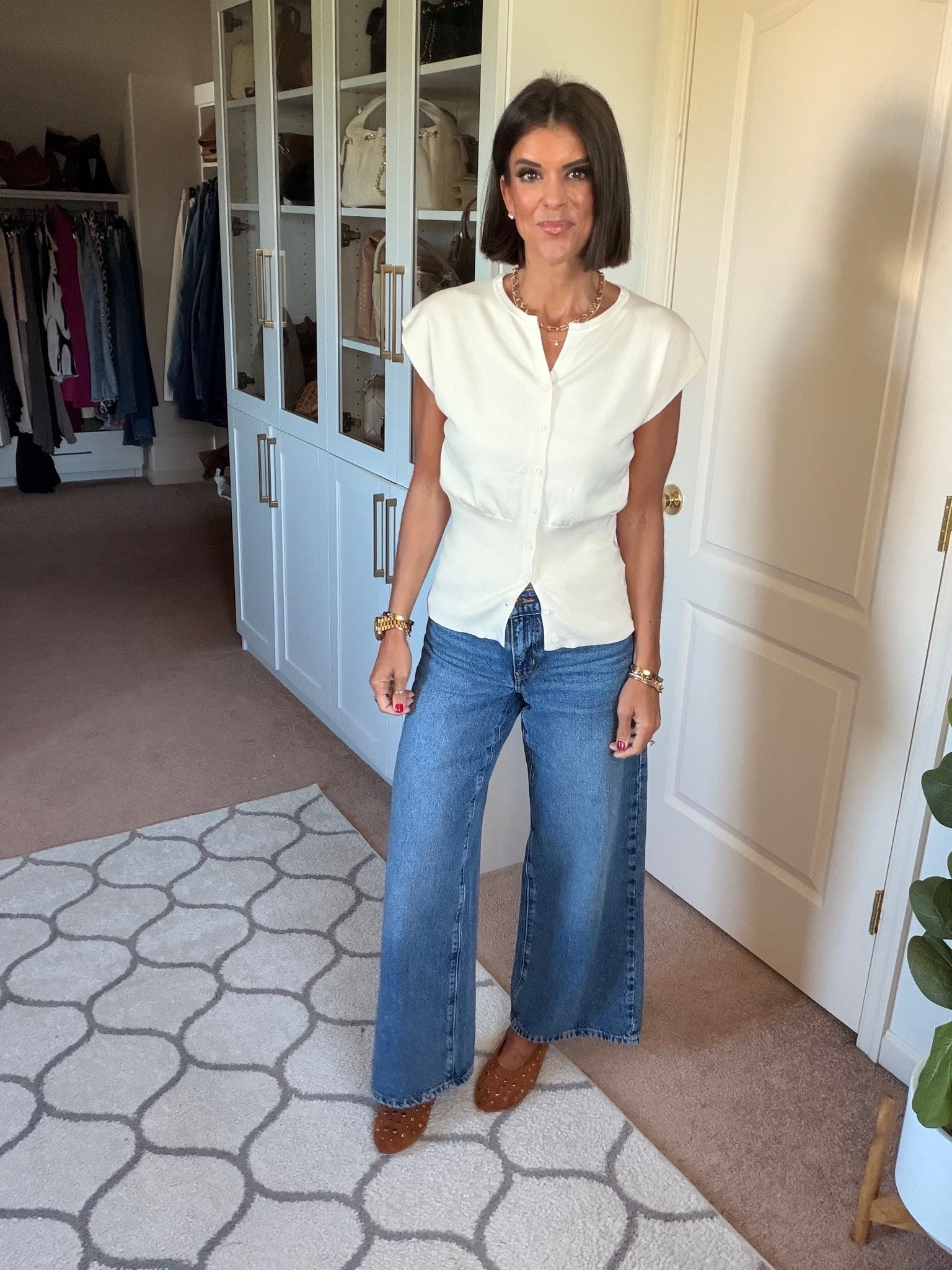 Size small in top size 25 in jeans

#LTKgrwm #LTKootd #LTKmomlife