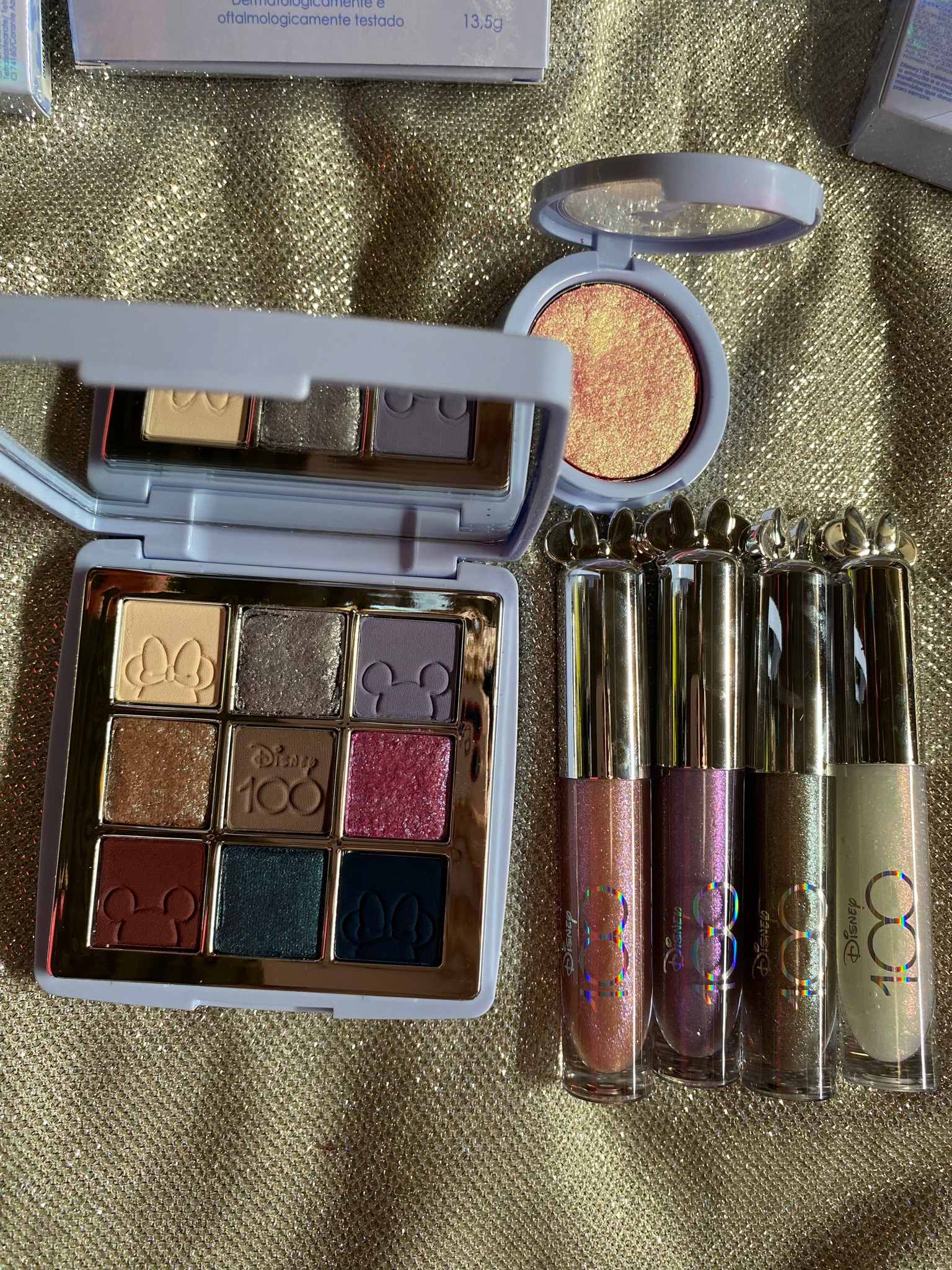 Coleção Bruna Tavares + Disney 100 🩵🪩
#brunatavares #disney #disney100 #sephora #paletadesombras #dicasdebeleza #glosslabial #iluminadorfacial 

#LTKbrasil #LTKbeauty