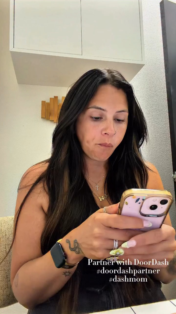 #DoorDashPartner #dashmom Living far away from your bestie on mother’s day doesn’t mean you can’t still show up for her! @doordash is making it way too easy to send a little love from out of state and honestly… best friend points were earned 🤍 

click the link in my bio and use code DASHMOM30 to get 30% oﬀ your first flower, retail or grocery order of $35+. Max $20 oﬀ. Valid through May 10, 2026. Valid in the U.S. Not valid on pickup or alcohol. Limit one per person. Participating merchants only. Terms apply.

#MothersDayGift #MomLife #BestieEnergy 

mother’s day gift ideas, long distance best friend gifts, DoorDash delivery, mom life content, thoughtful gift ideas