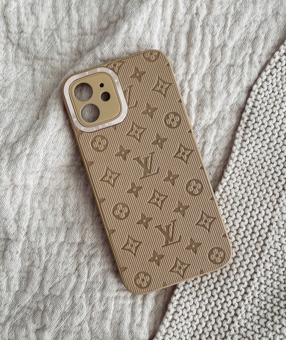 Louis Vuitton phone case dhgate 

#LTKsalealert #LTKunder100 #LTKunder50