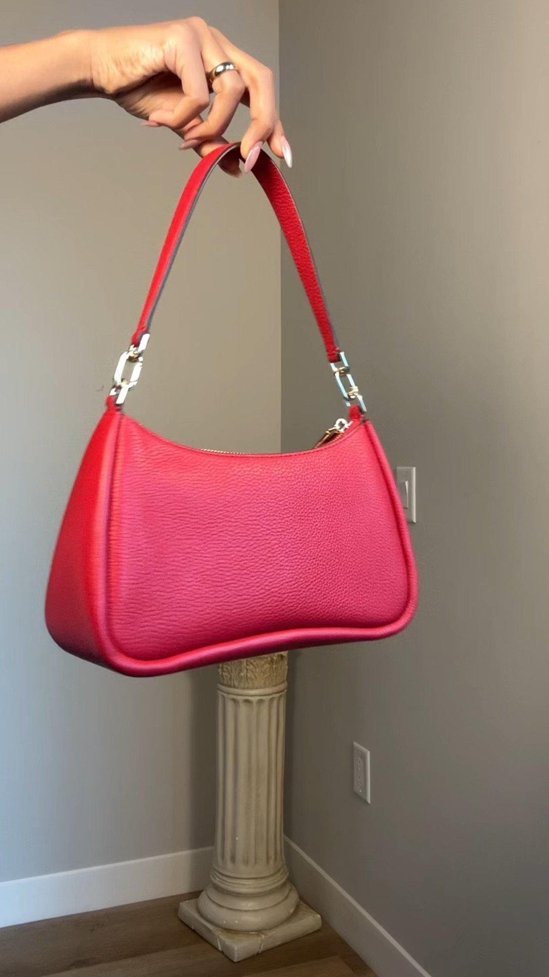 @katespadeny from the outlet use code TAYLA25 for $25 off $150 online only!(eligible 12/9-1/9) exclusions apply #katespadeny #katespadenypartner #liketkit @katespadeny