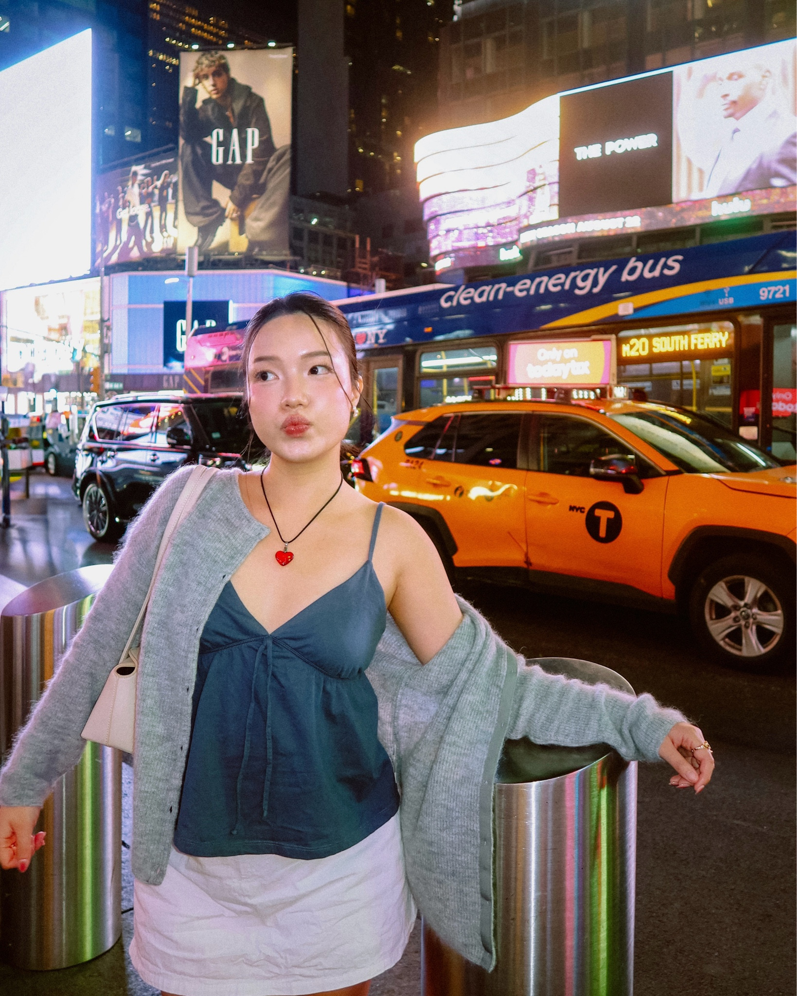 casual outfit idea 

sizing:
top - size M
cardigan - size S
skirt - size US 6

🏷️ early fall outfit, fall fashion, autumn fashion, fall outfit ideas, autumn ootd, everyday outfit

#LTKStyleTip