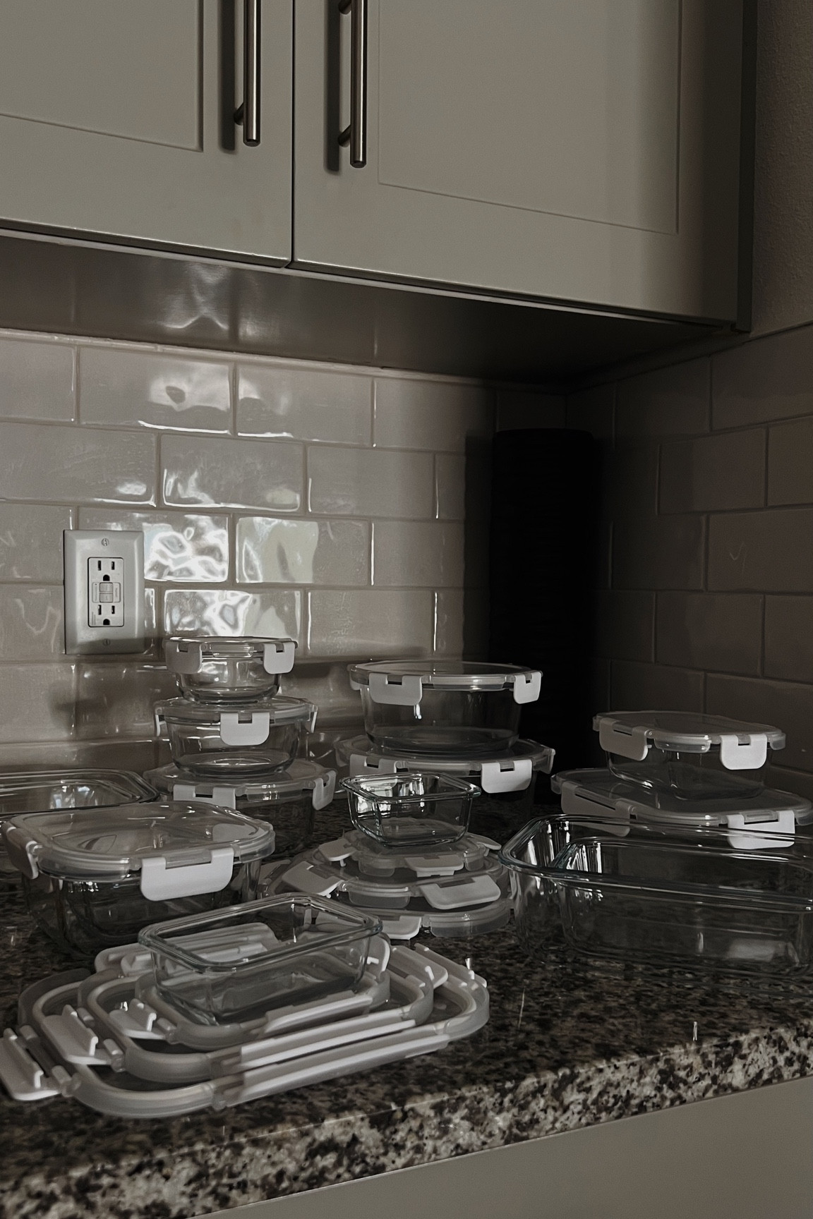 This 30-piece glass Tupperware set is a total game-changer for keeping my meals fresh and organized! 🍽️ No more plastic stains, just sleek, durable storage that’s perfect for meal prep, leftovers, and everything in between. Swipe to shop my kitchen must-have! 🛒 #KitchenEssentials #GlassStorage #LTKFinds #OrganizedLiving"