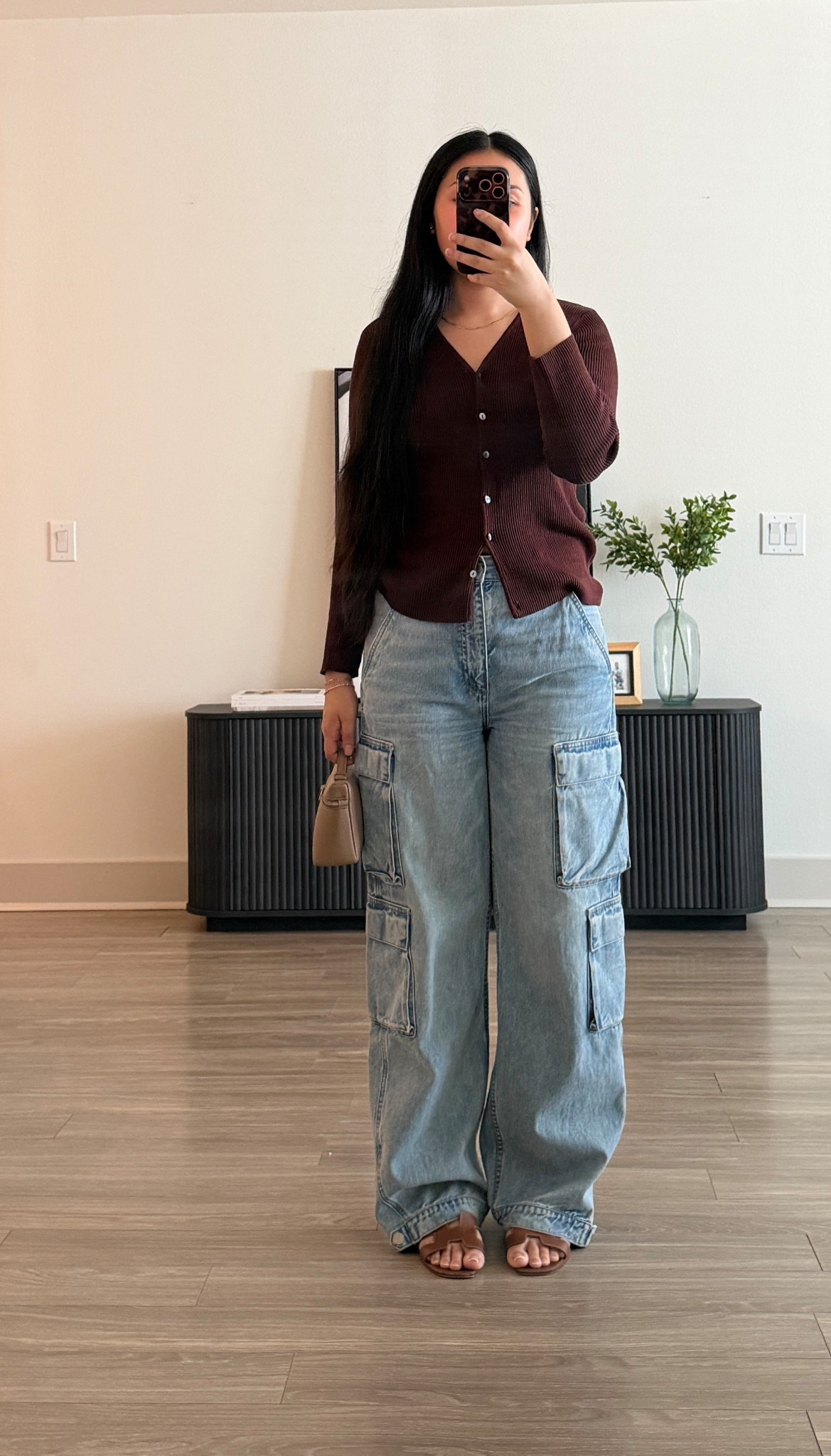 Casual outfit of the day 
Ribbed Cardigan is thrifted you guys 🥰 I wanted a relaxed vibe today

#LTKootd
