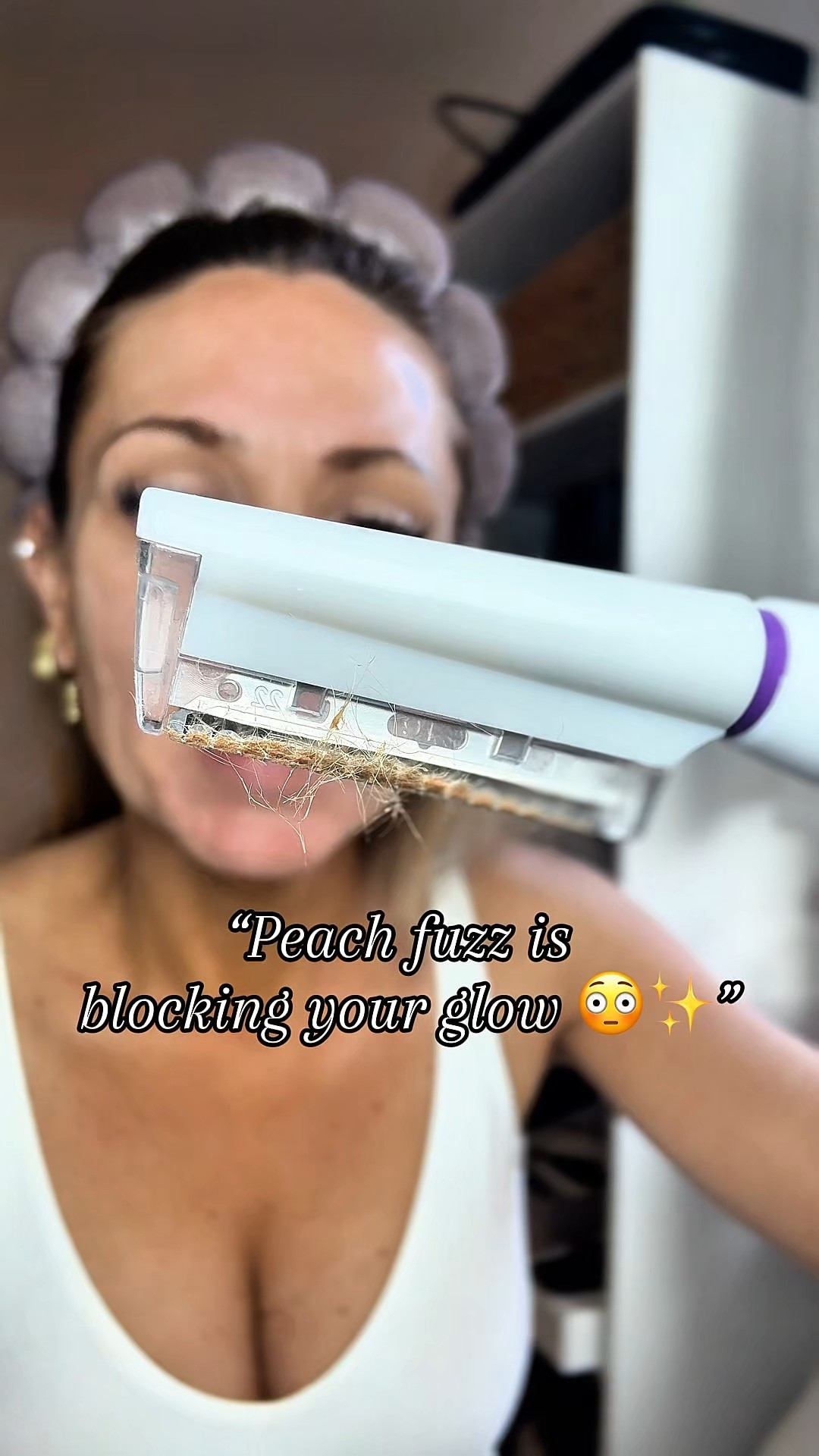 If your skincare isn’t absorbing or your makeup keeps clinging to texture, it might be hitting peach fuzz and dead skin first. The Michael Todd Sonicsmooth is a professional-level at-home dermaplaning tool that removes buildup, peach fuzz, and dull skin so serums absorb better and makeup applies smoother. Sonic dermaplaning, peach fuzz removal, exfoliating tool, skincare prep, makeup prep, dermatologist approved and safe for sensitive skin.
Perfect Christmas gift ideas for women, skincare lovers, beauty lovers, moms, sisters, wives, and anyone who wants smoother, brighter skin. Holiday beauty gifts, skincare gifts for her, luxury beauty tools, at-home spa gifts, stocking stuffers for women. #dermaplaning
#skincareroutine
#beautytools
#exfoliation
#peachfuzz
#holidaygiftguide
#giftideasforher
#glowingskin
#beautyroutine
#selfcareproducts
