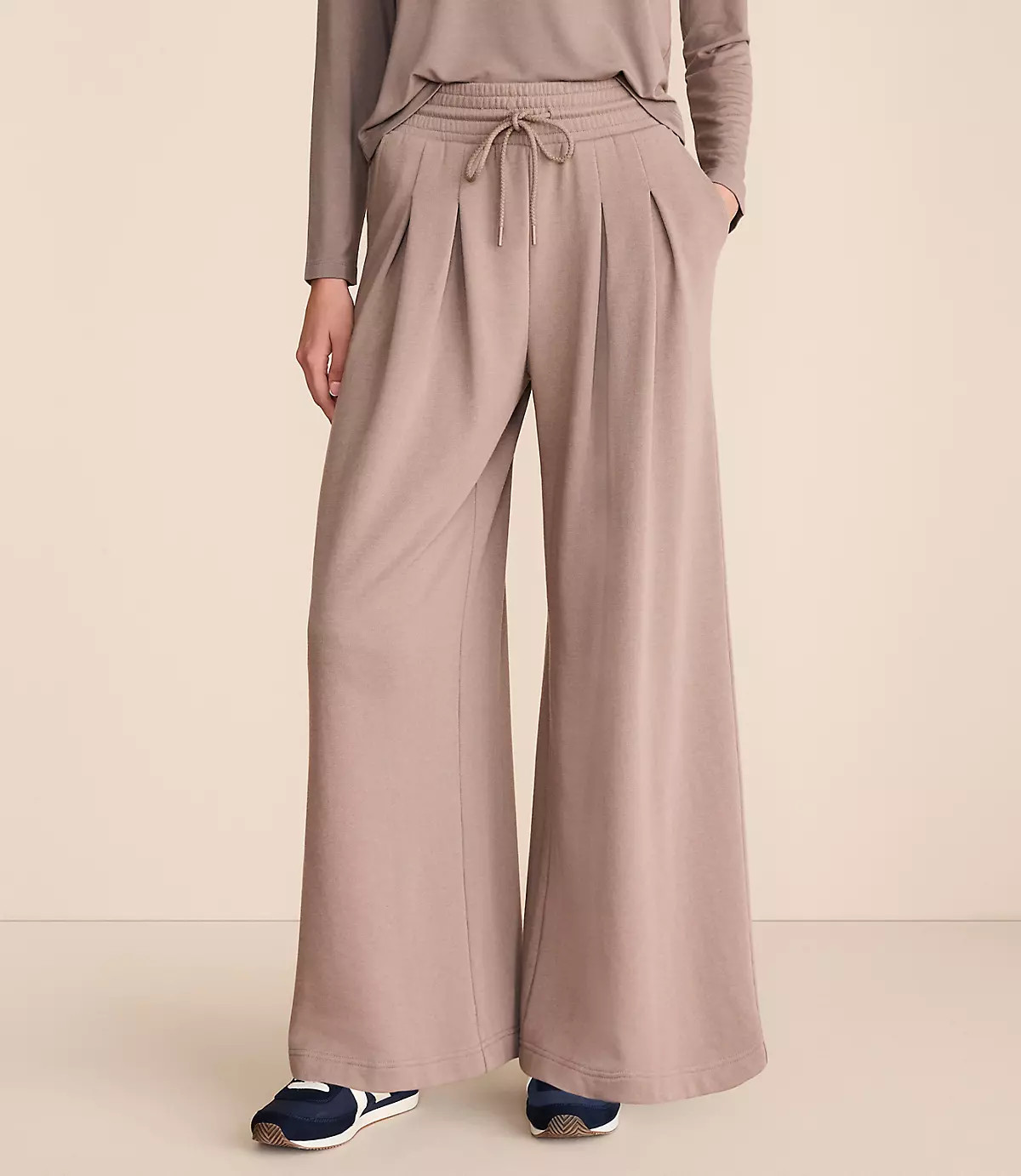 Lou & Grey Cozy Cotton Pleated Wide Leg Pants | LOFT