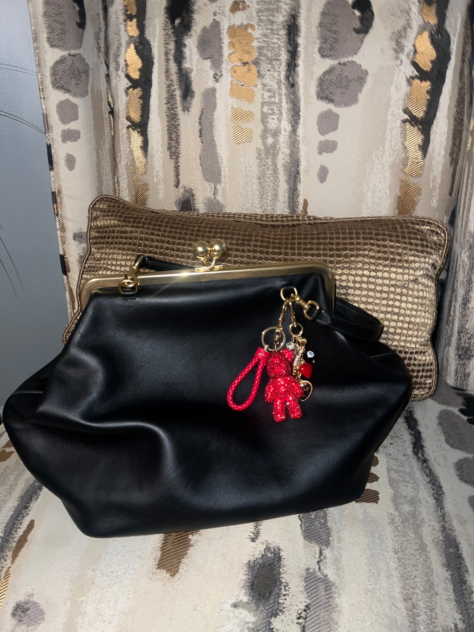 I’ve been getting stopped all weekend about my bag so thought I’d share it again! ❤️🧸