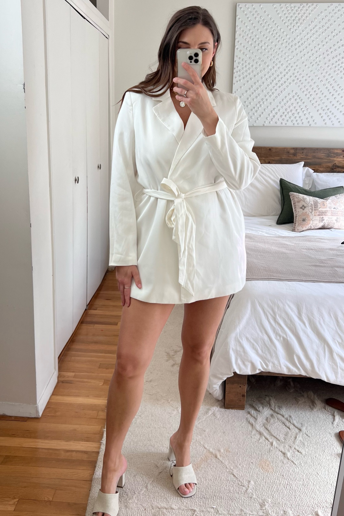 White blazer dress from Showpo 

#blazerdress #whiteblazerdress #springoutfit 

#LTKU #LTKFind #LTKstyletip