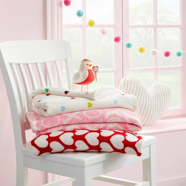 Valentine's Day 'XOXO' Plush Throw Blanket Pink - Spritz™ | Target